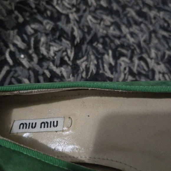 Miu Miu Green Suede Jeweled Pointed Toe Flats EU 37 - Picture 4 of 8